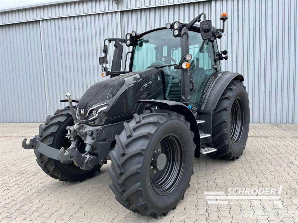 Valtra G 135 A Traktoren