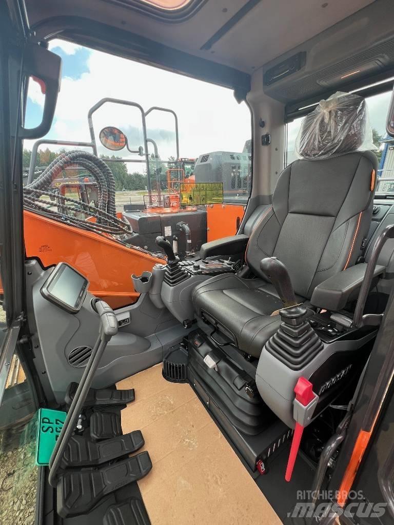 Doosan DX 140 LCR-7 Raupenbagger