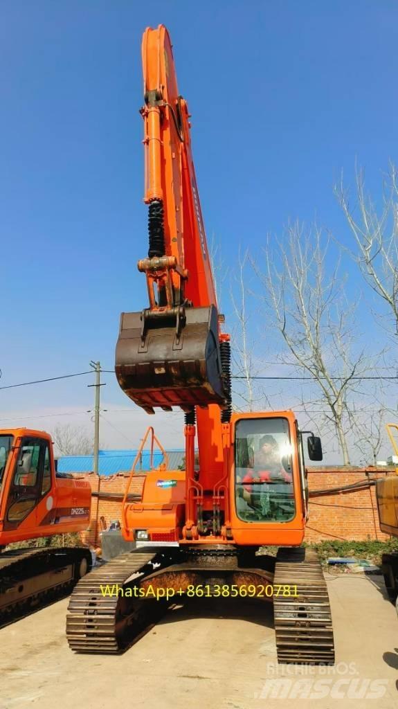 Doosan DH 225 LC-7 Raupenbagger
