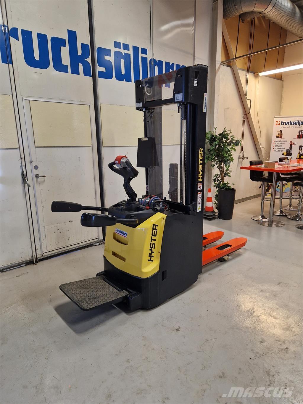 Hyster S1.4S IL Selbstfahrstapler