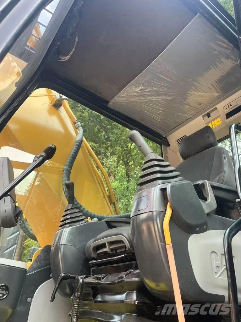 CAT 325 D L Raupenbagger