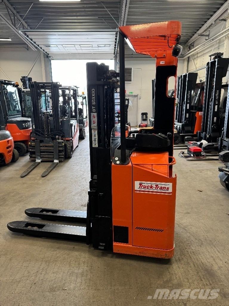 Toyota SSE135L Selbstfahrstapler