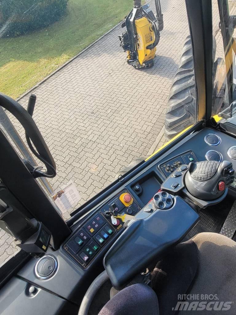Ponsse Bear 8W Harvester