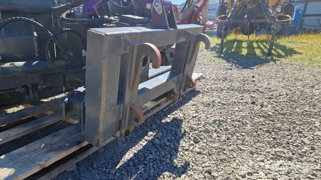 Holms PV 320 Vikplog Pflüge