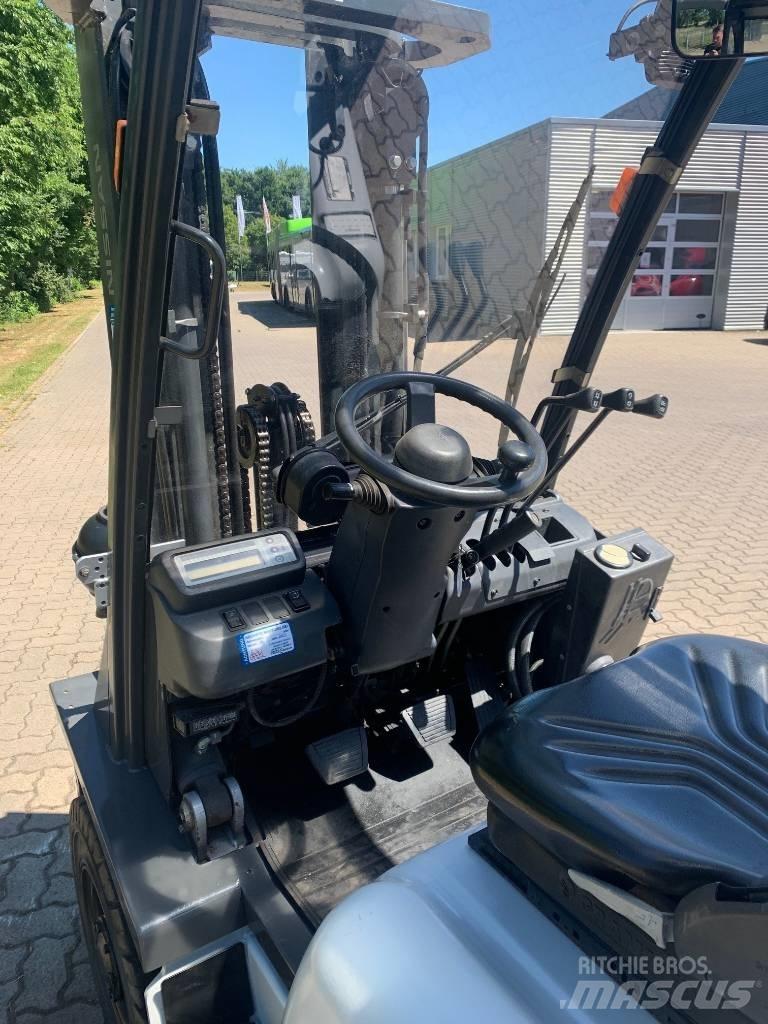 Nissan Y1D2A25Q Dieselstapler