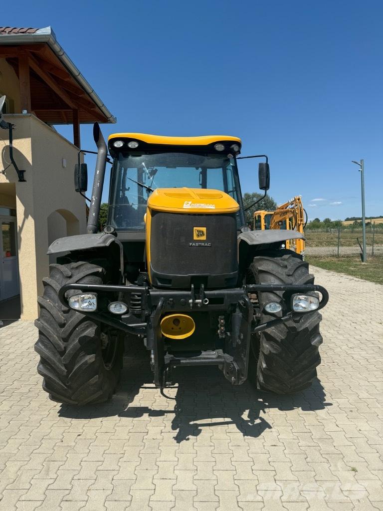 JCB JCB Fastrack3230 Traktoren
