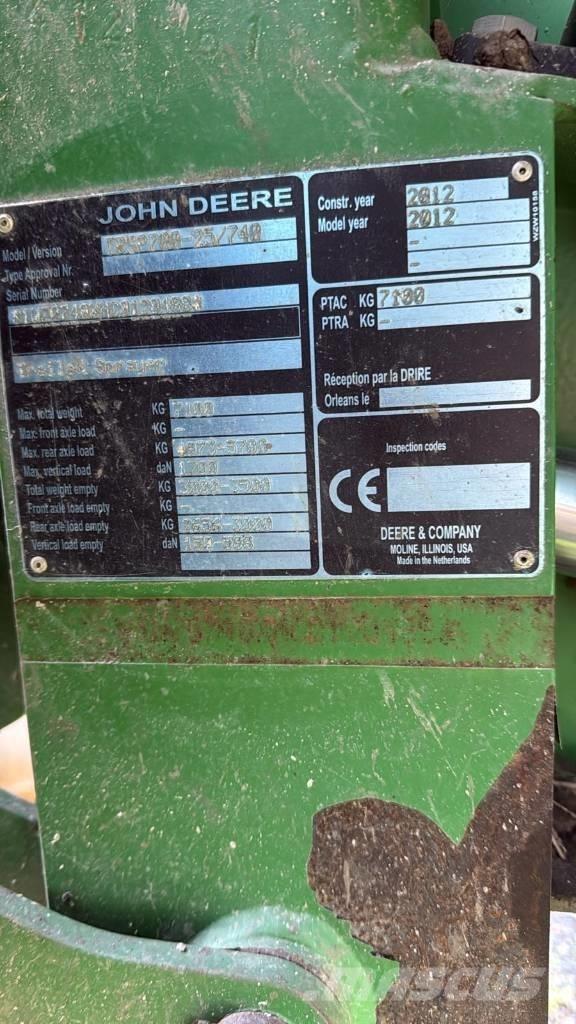 John Deere 740 i Anhängespritzen