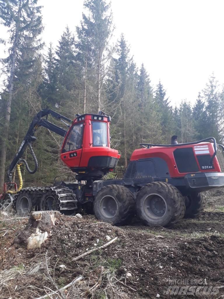 Komatsu 931 XC Harvester