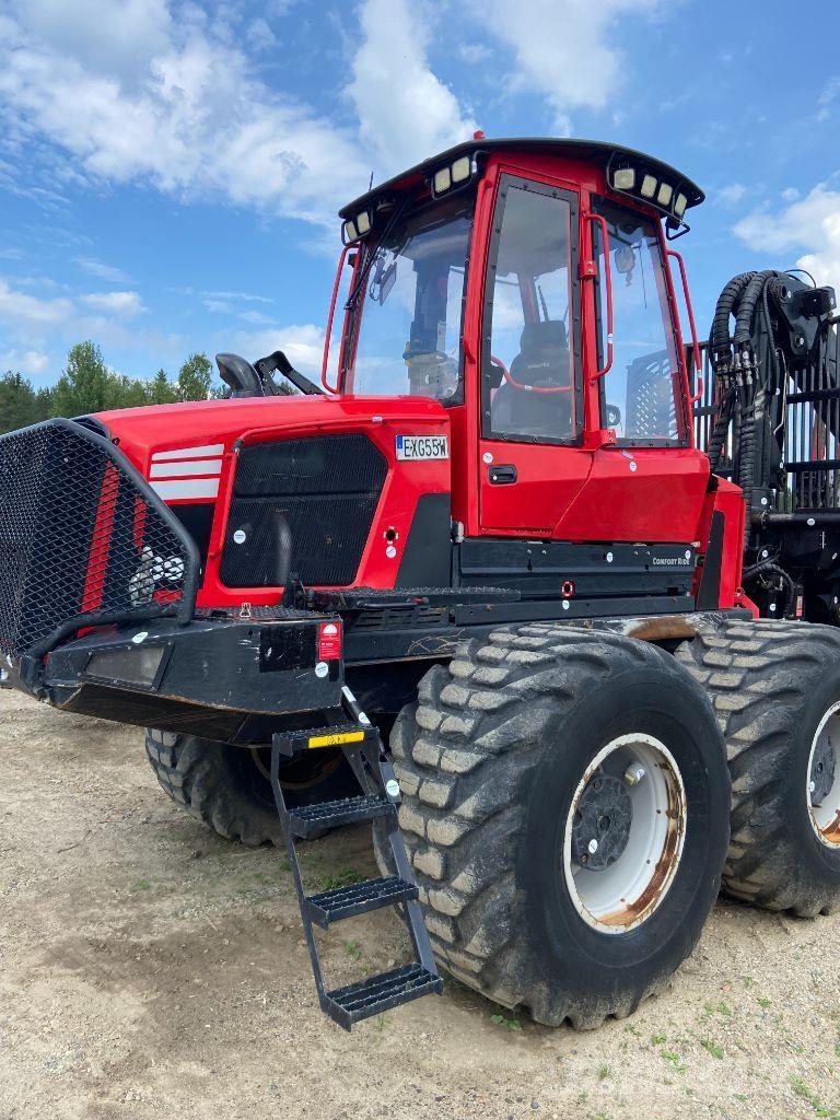 Komatsu 895 Forwarder