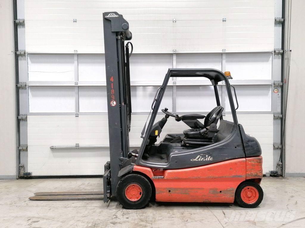 Linde E25-02 Elektrostapler