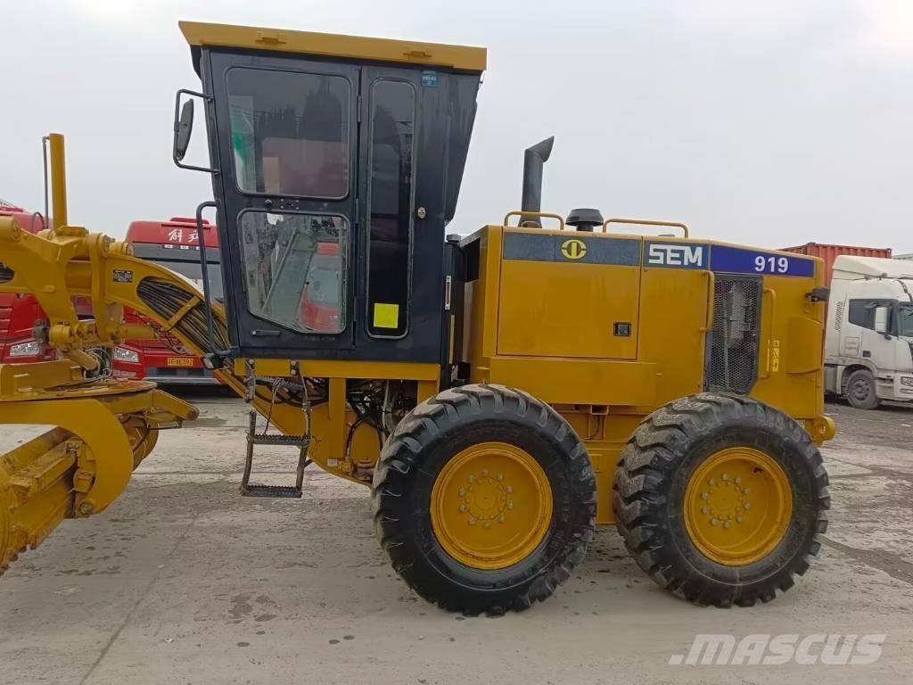 SEM 919 Grader