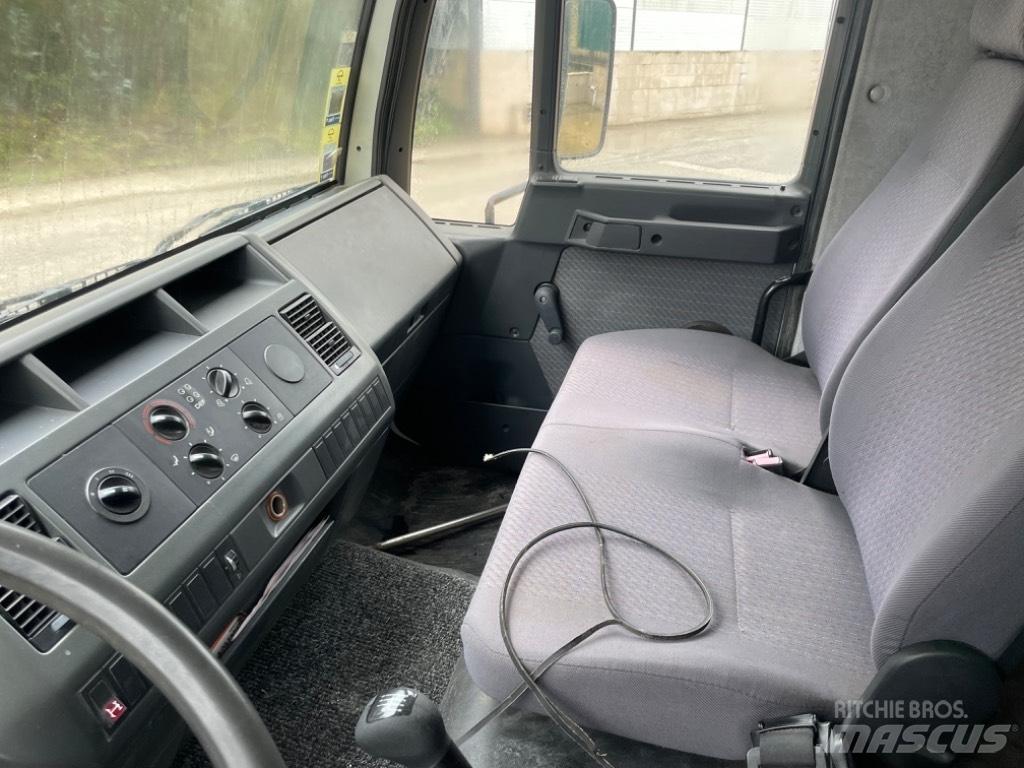MAN 15.224 Pritschenwagen/Pritschenwagen mit Seitenklappe