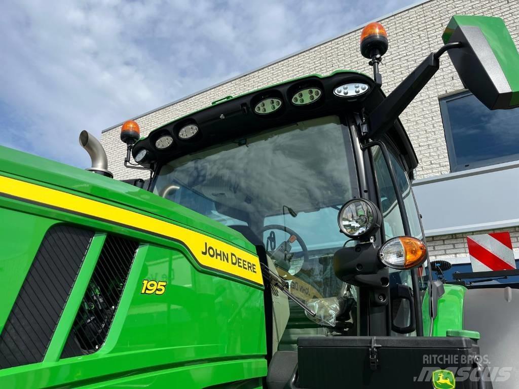 John Deere 6R195 Traktoren