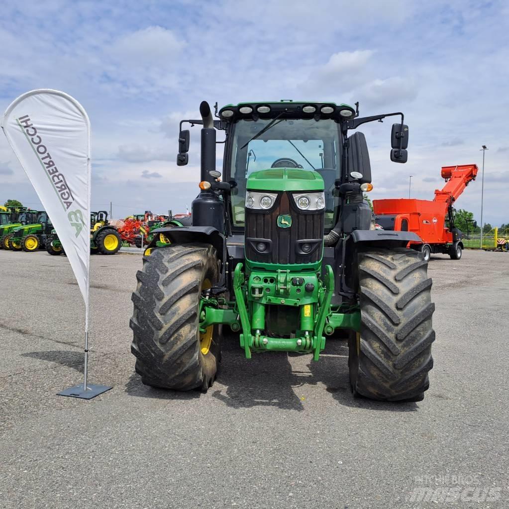 John Deere 6230 Traktoren