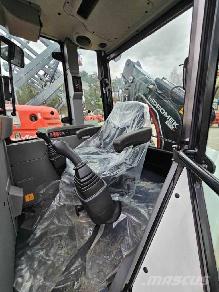 Hidromek HMK 62T Baggerlader