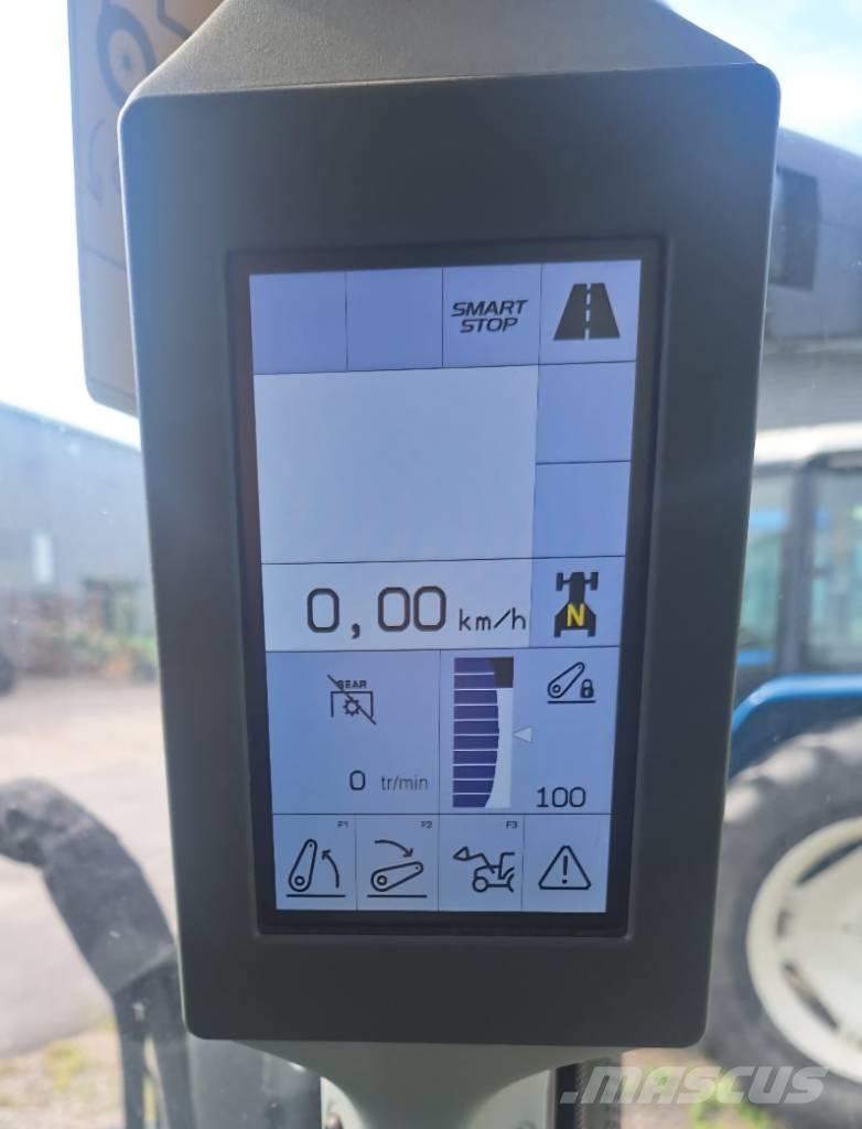 CLAAS Arion 420 Traktoren