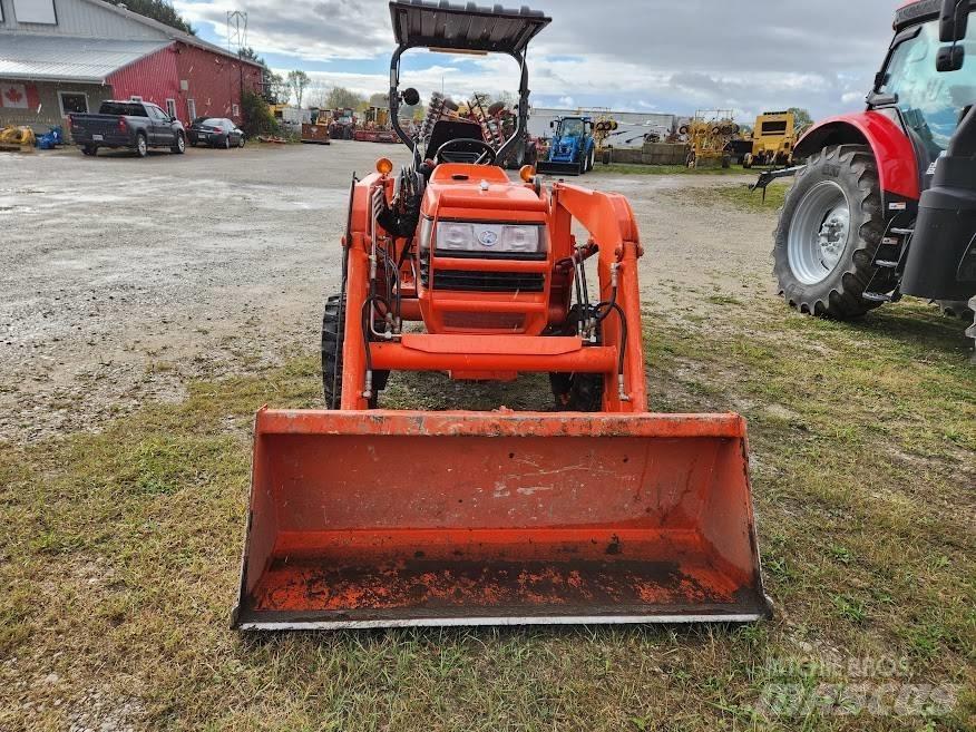 Kubota L 3400 DT Traktoren
