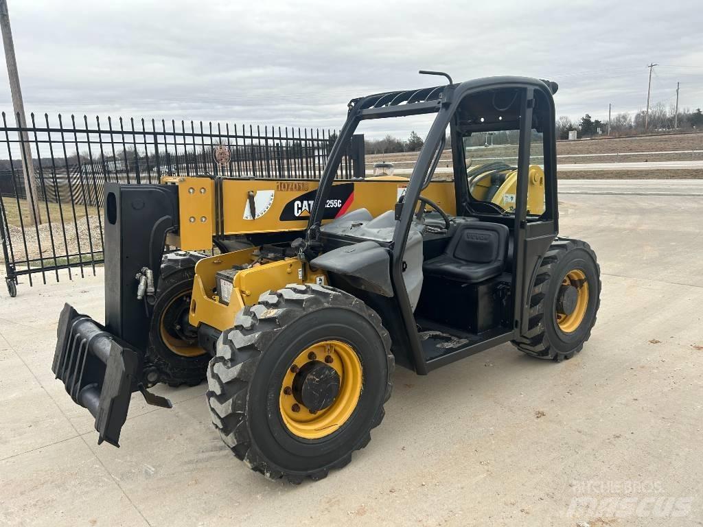 CAT TH255C Teleskoplader