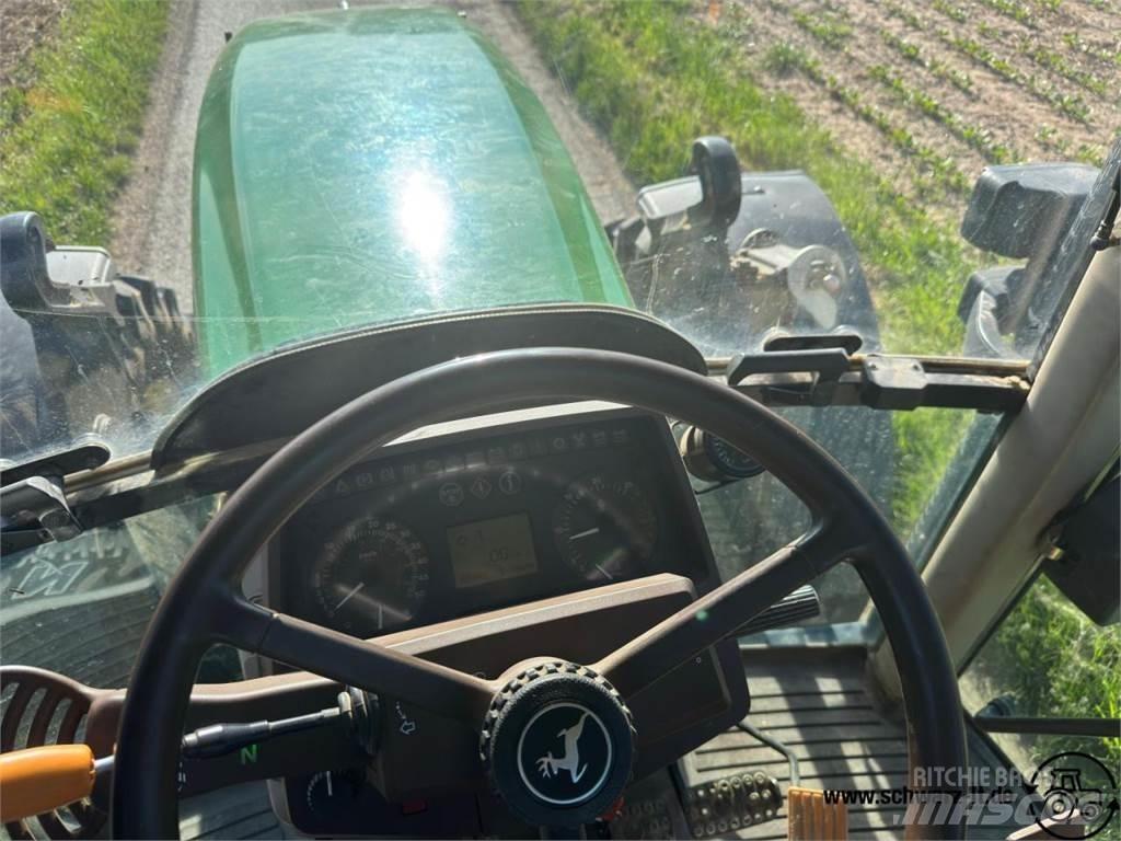 John Deere 6820 Traktoren
