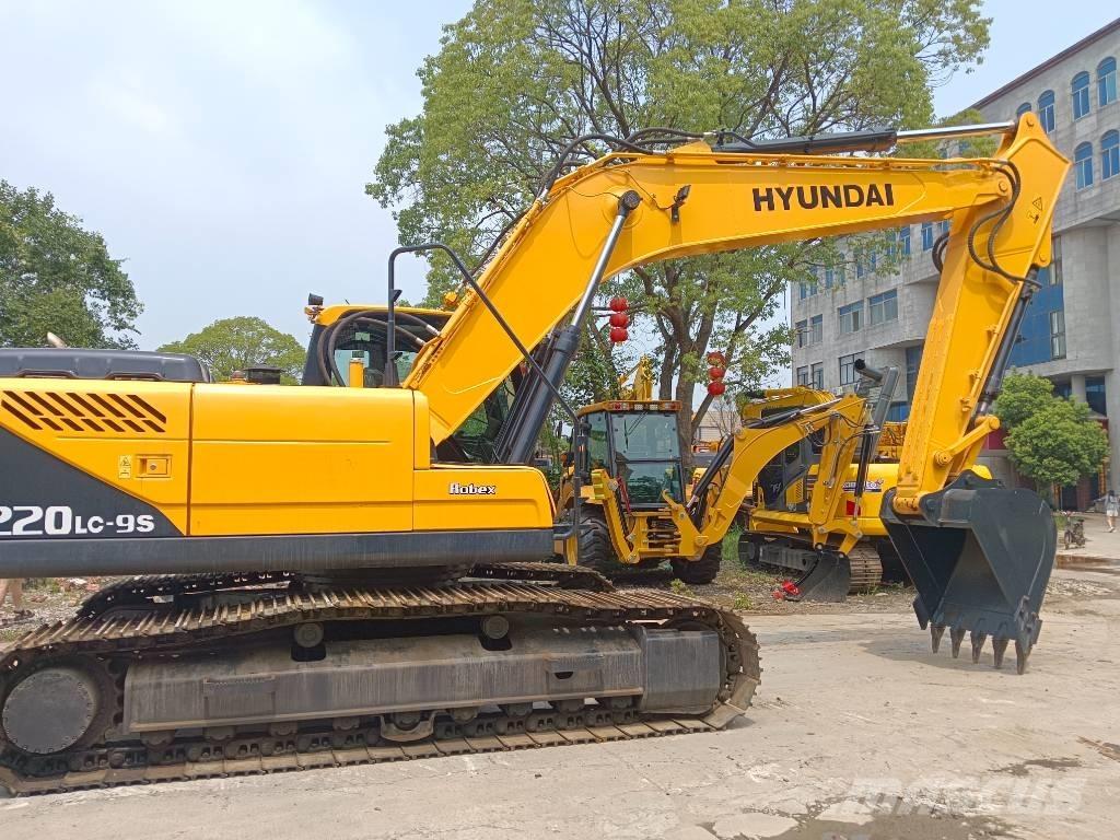 Hyundai R220LC-9S Raupenbagger