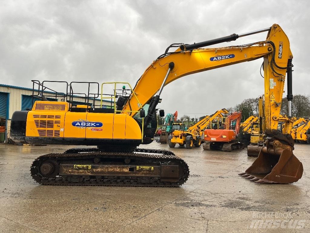JCB JS370 LC Raupenbagger