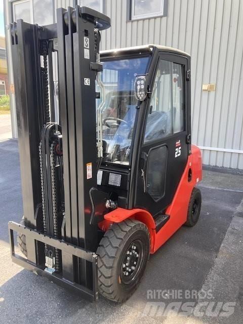 EP CPCD25N XH7B Dieselstapler