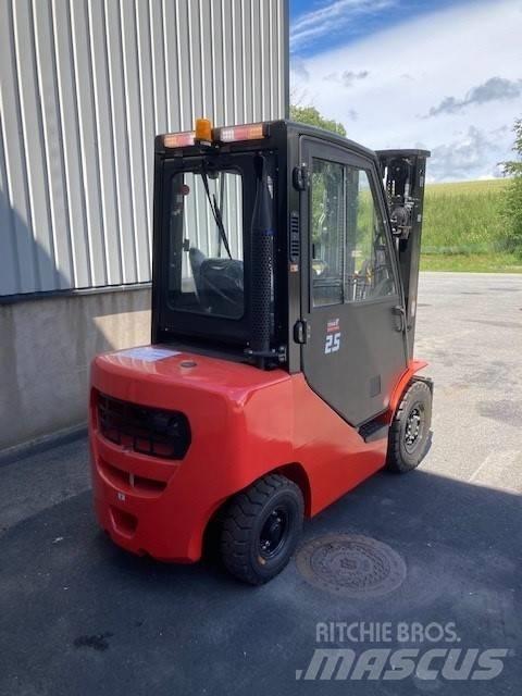 EP CPCD25N XH7B Dieselstapler