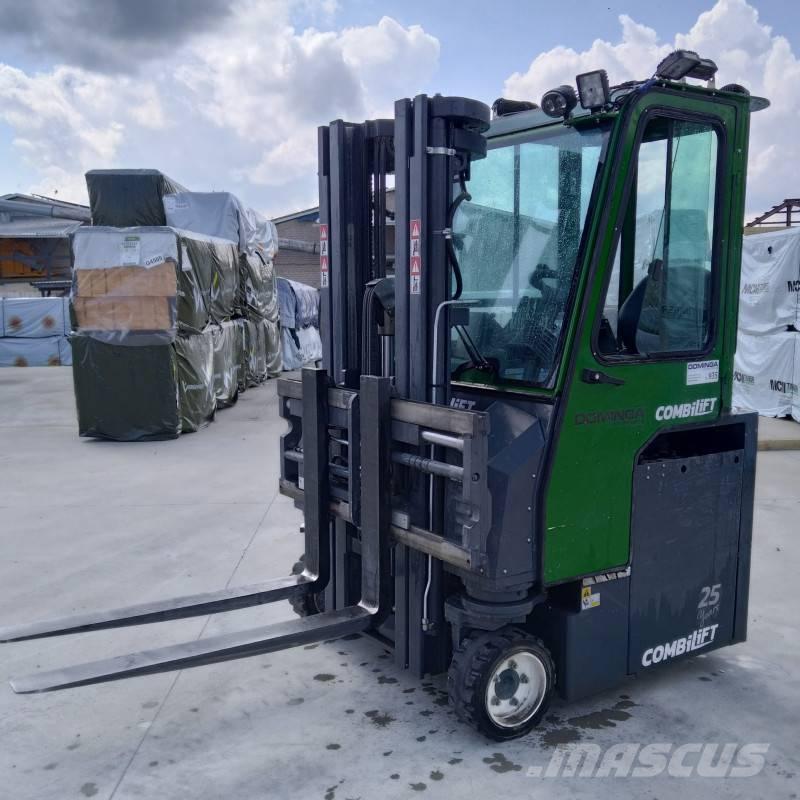 Combilift CBE 2500 Vierwegestapler
