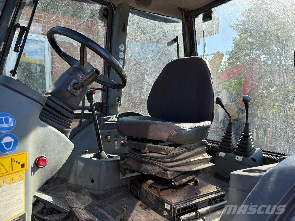 New Holland NH 95 Baggerlader