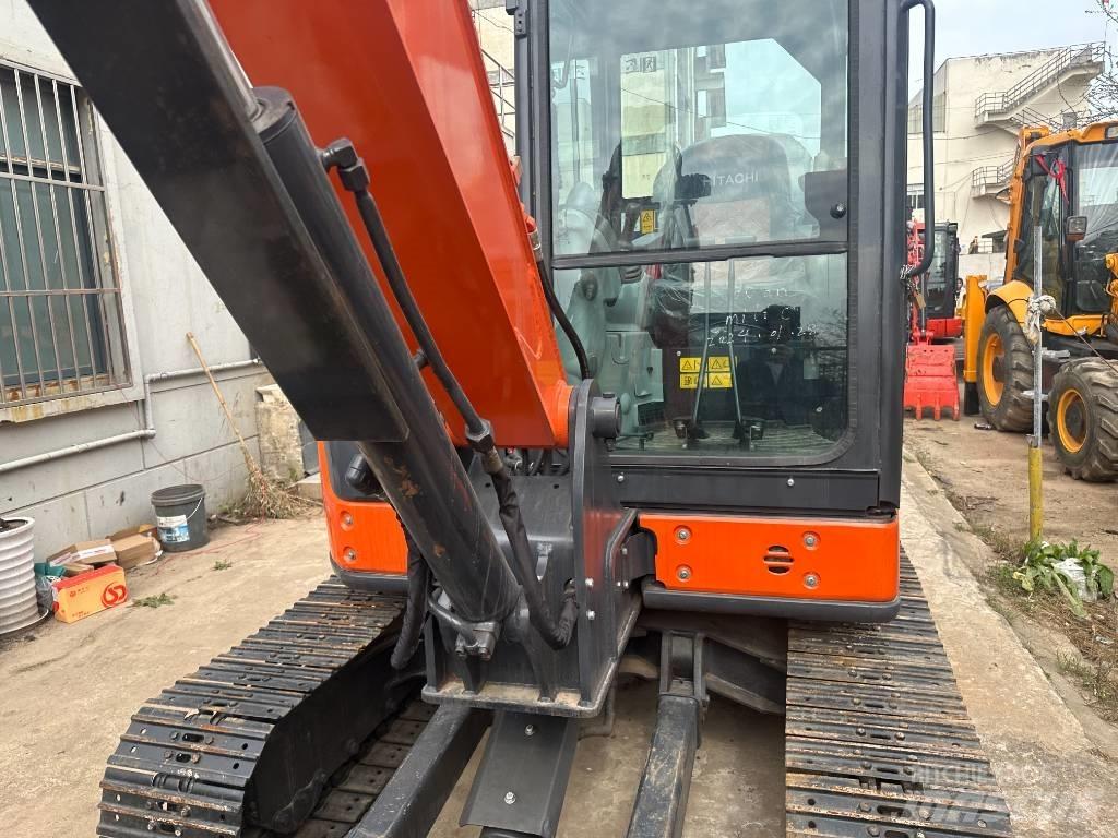 Hitachi ZX68USR-5A Minibagger < 7t
