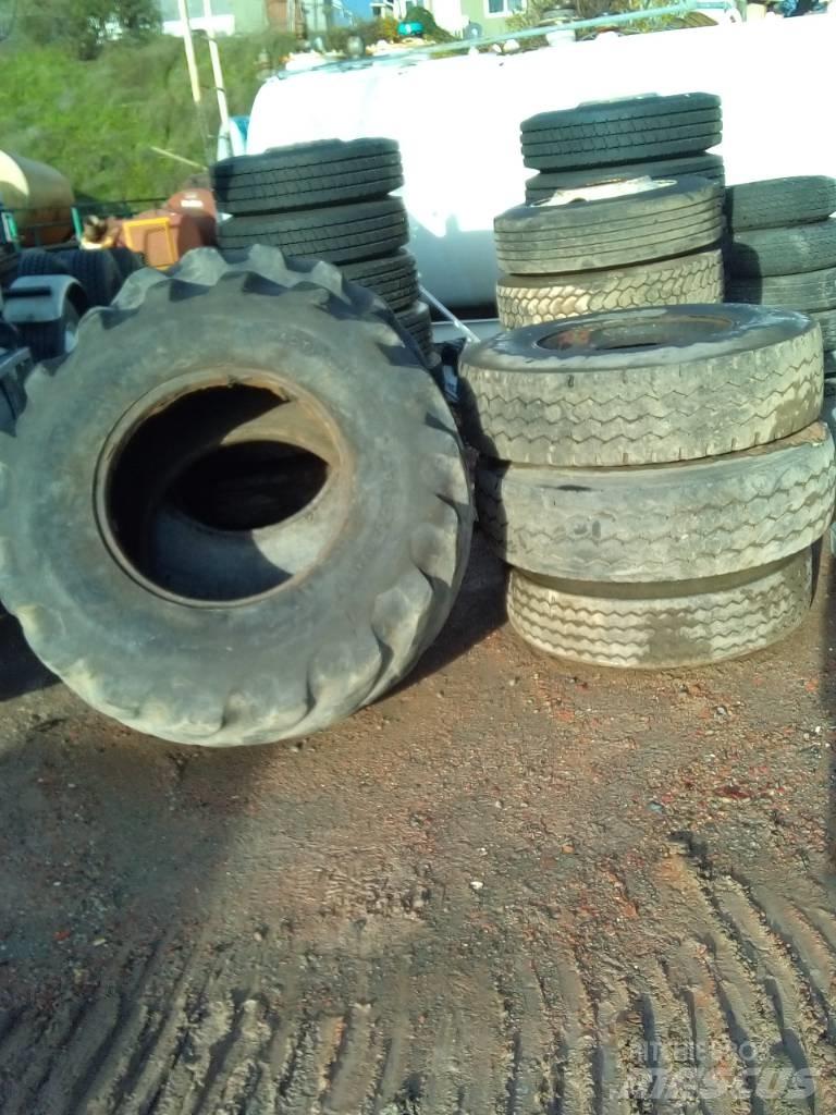  INDUSTRIAL TIRES Reifen