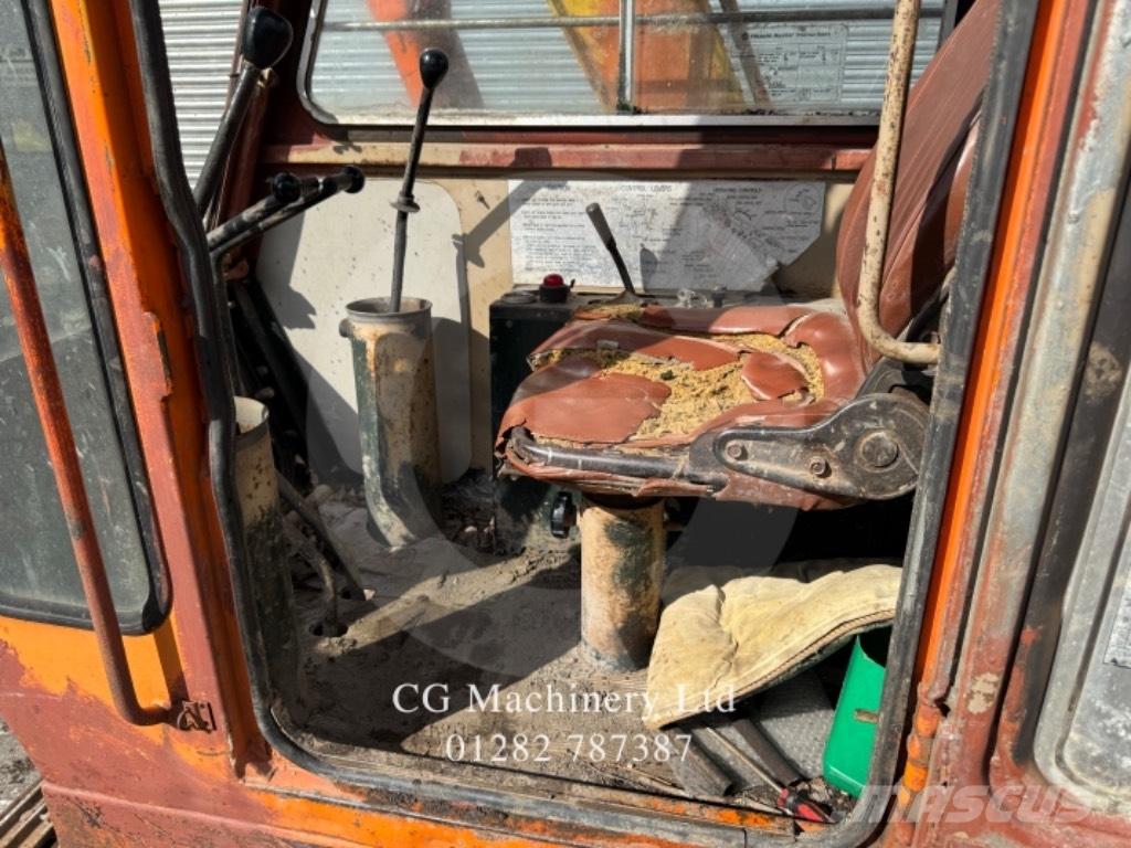 Hitachi UH031 Raupenbagger