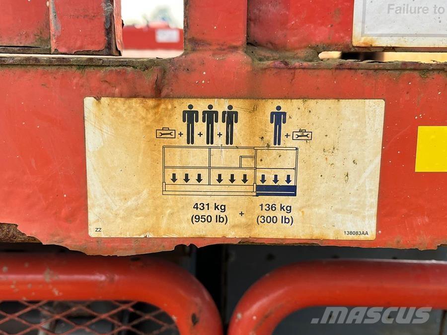 SkyJack SJ6826RT Scheren-Arbeitsbühnen