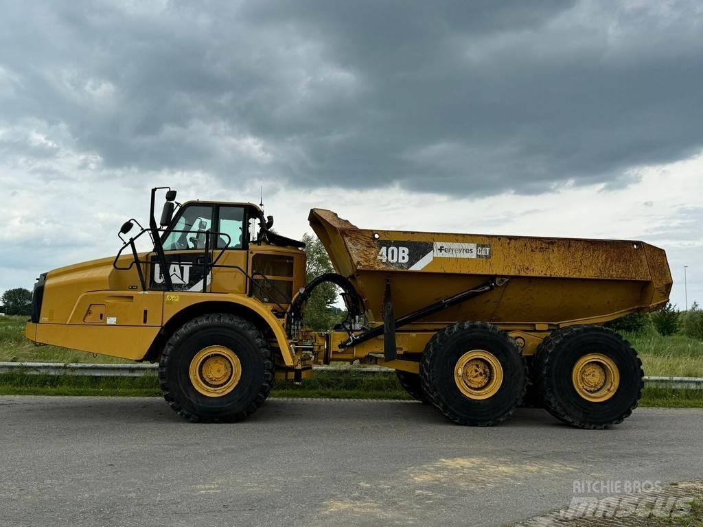CAT 740B Dumper - Knickgelenk