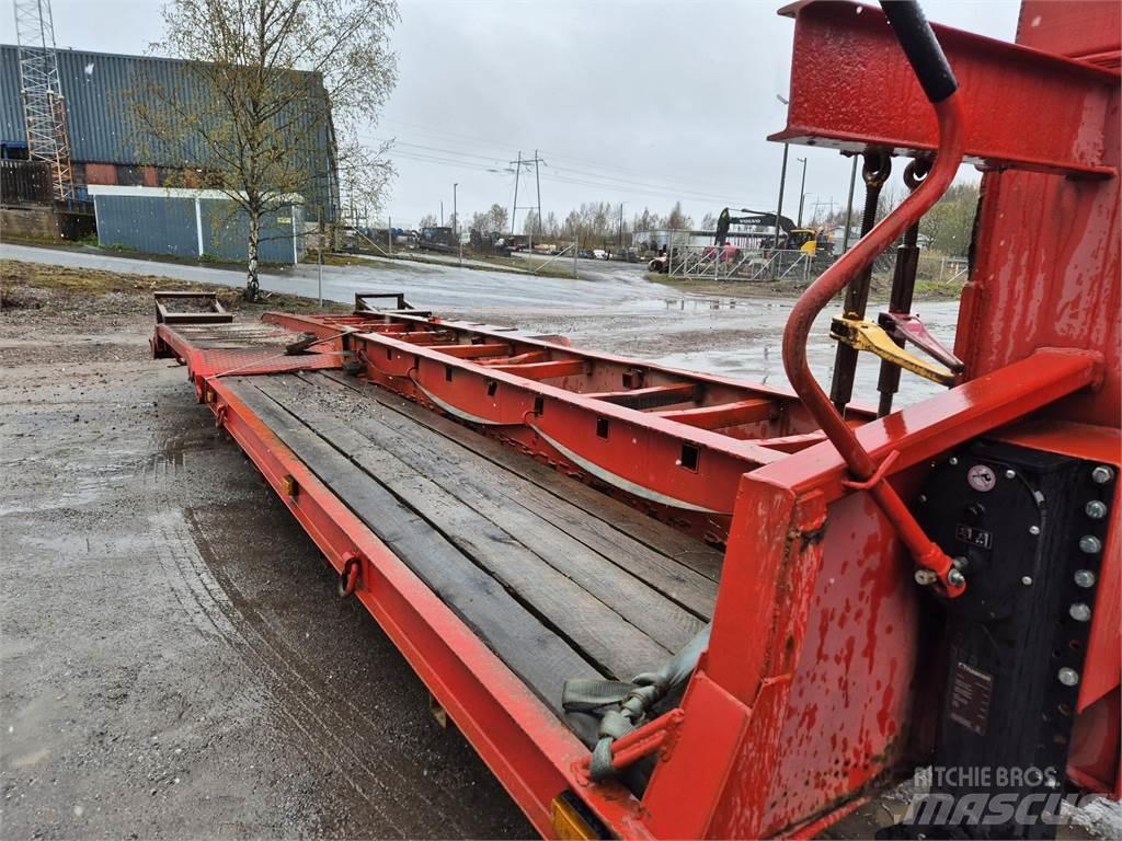 Sisu E13 450 Andere Fahrzeuge