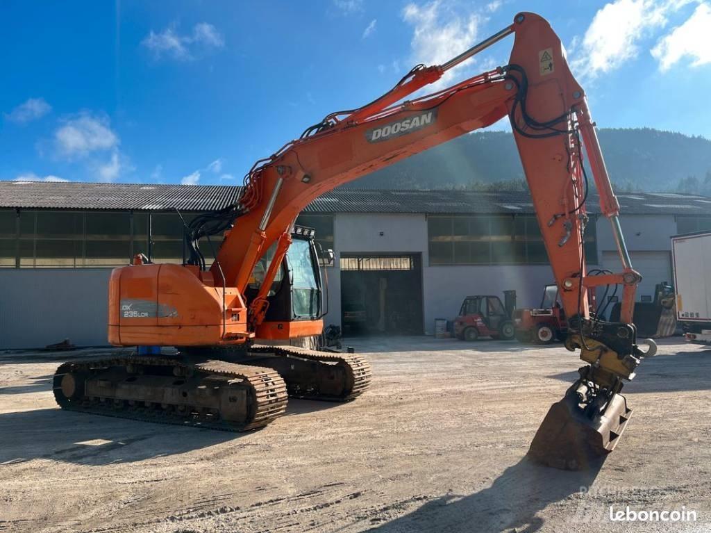 Doosan DX 235 LCR Raupenbagger