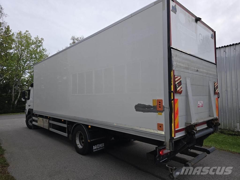 Volvo FM330 4X2 Kofferaufbau