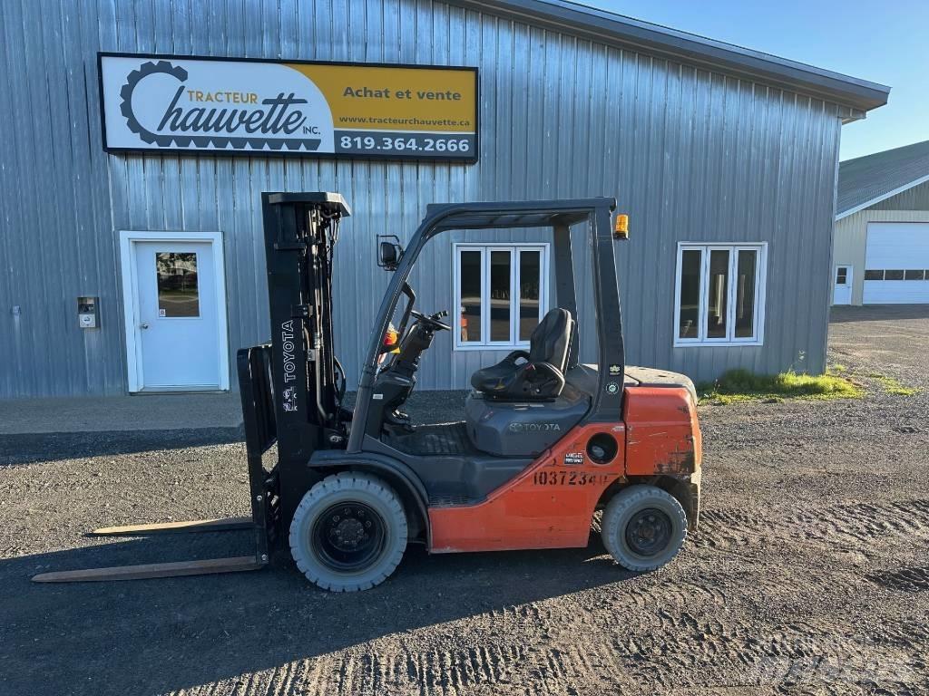 Toyota 8 FD U 25 Andere Gabelstapler