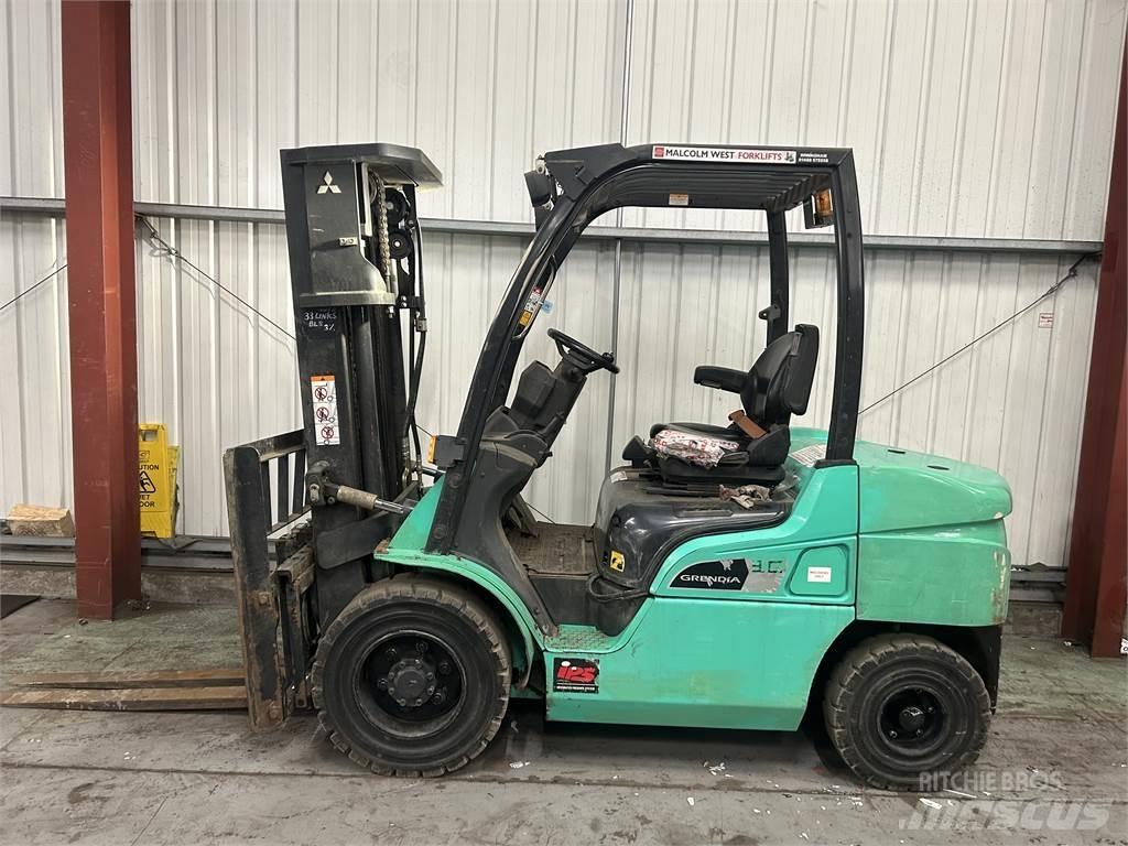 Mitsubishi FD30NT Dieselstapler