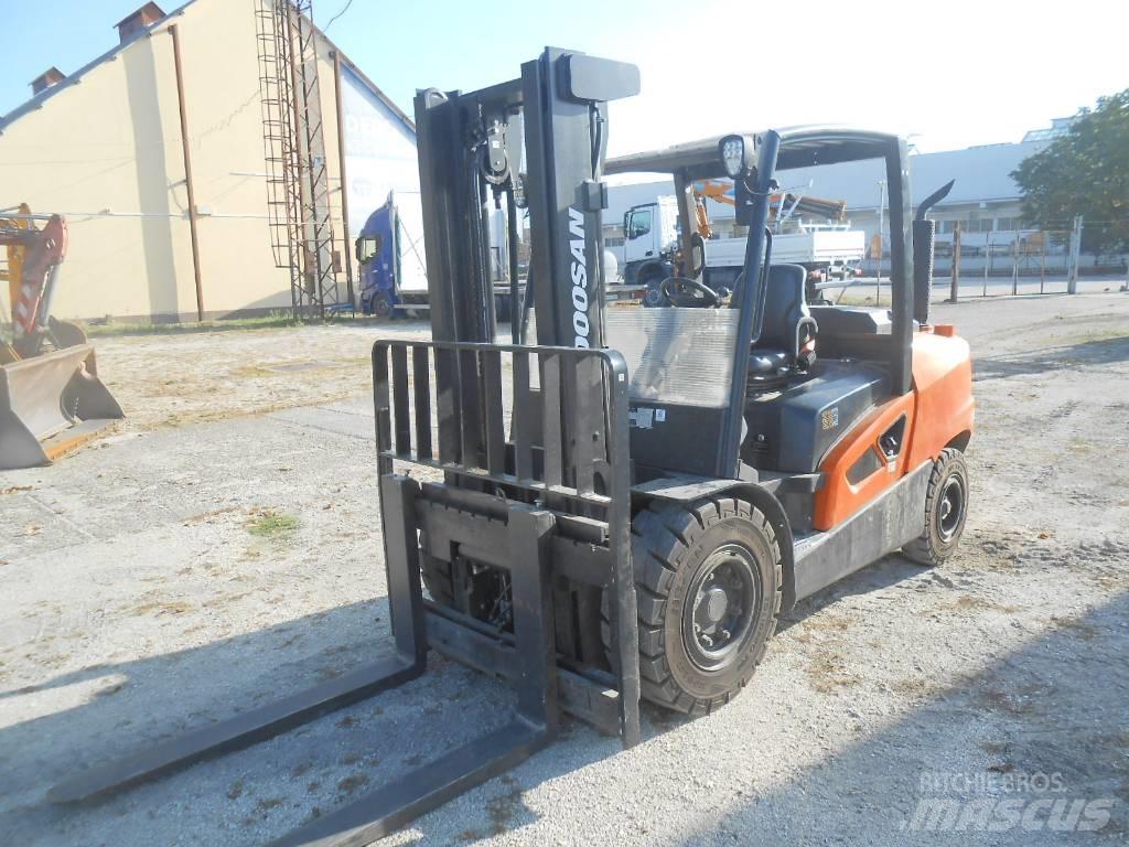 Doosan D50SC-09 Dieselstapler