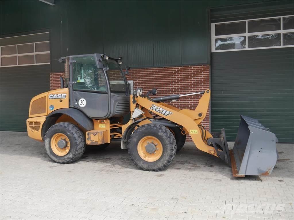 Case IH 321 F Radlader