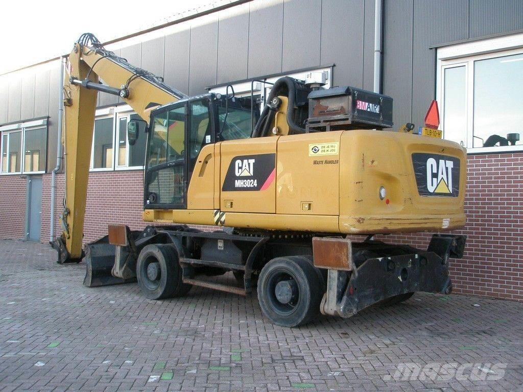 CAT MH3024 Materialumschlag