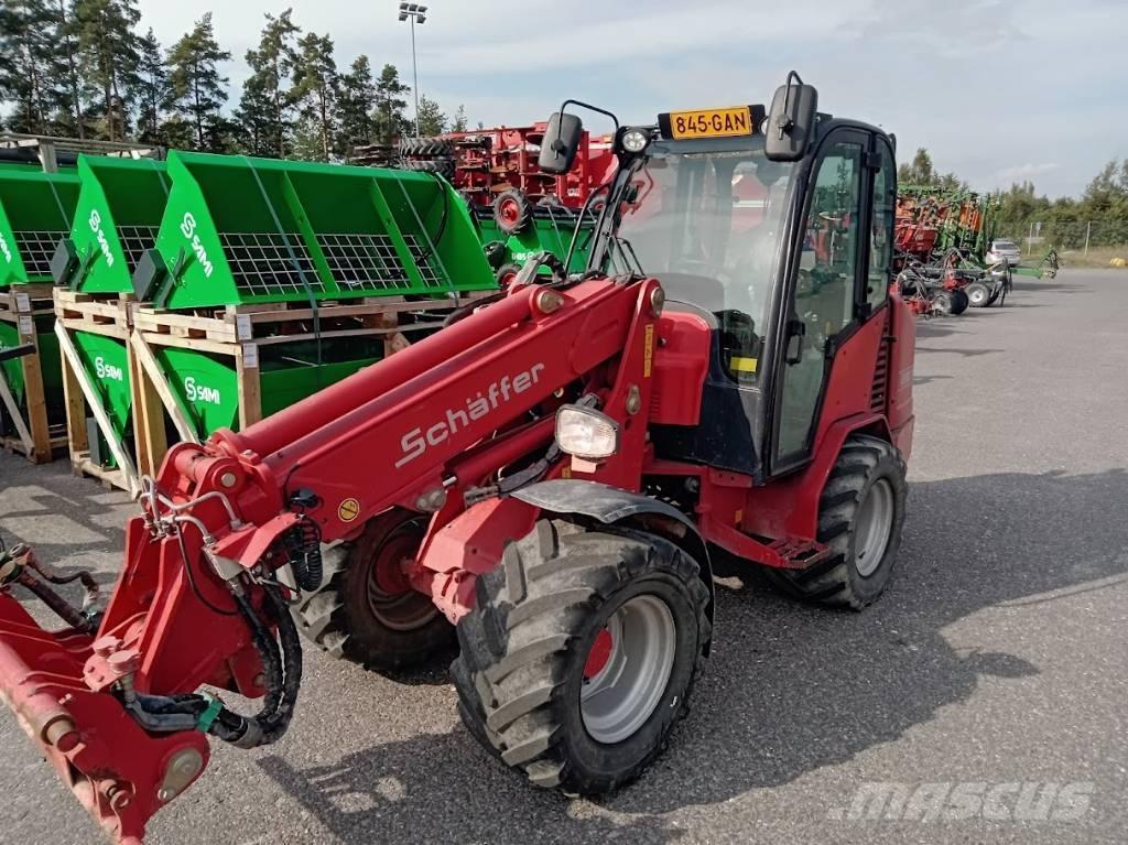 Schäffer 4580 T Minilader