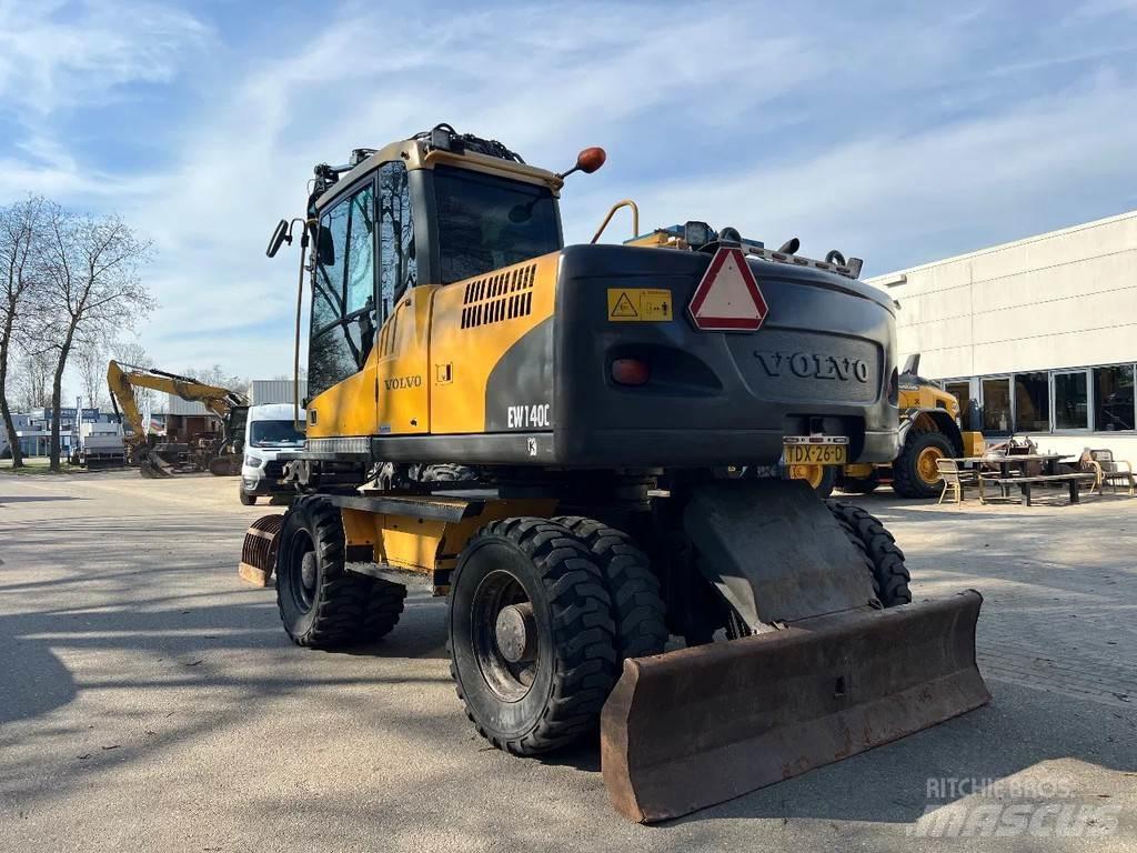 Volvo 140C Mobilbagger