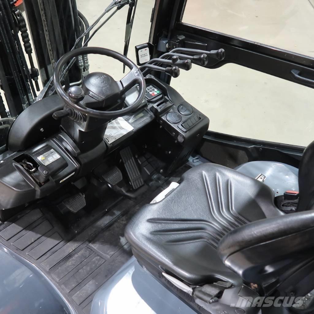 Toyota 40-8FD35N Dieselstapler