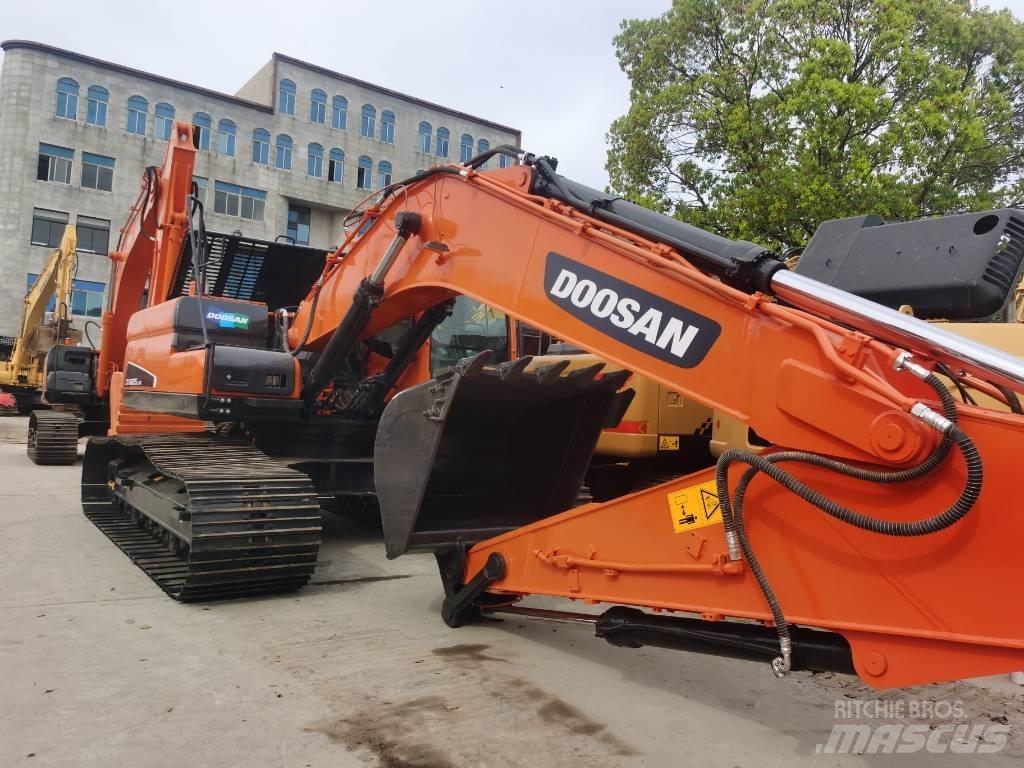 Doosan DX 225LC-9C Raupenbagger