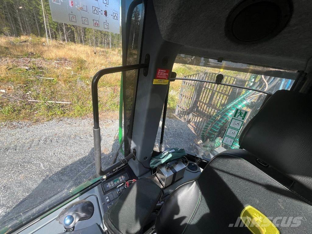 John Deere 1510G Forwarder