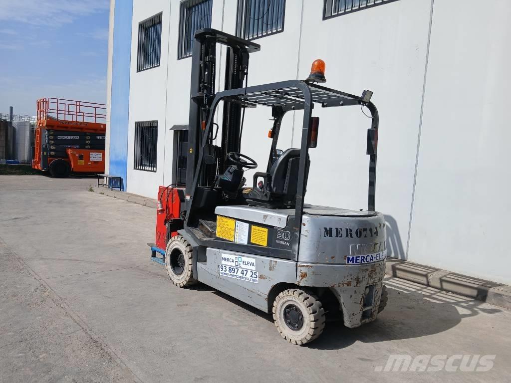 Nissan GQ02 L 30 CU Elektrostapler