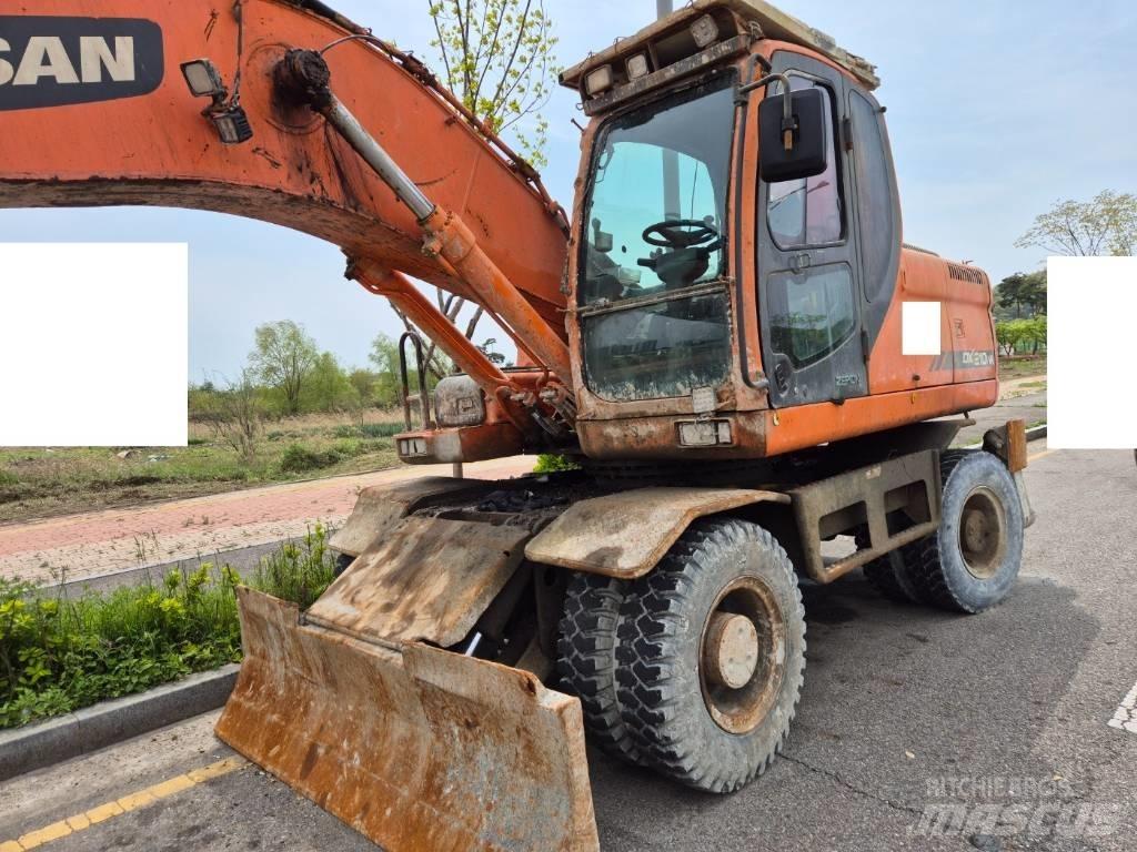 Doosan DX210WA Mobilbagger