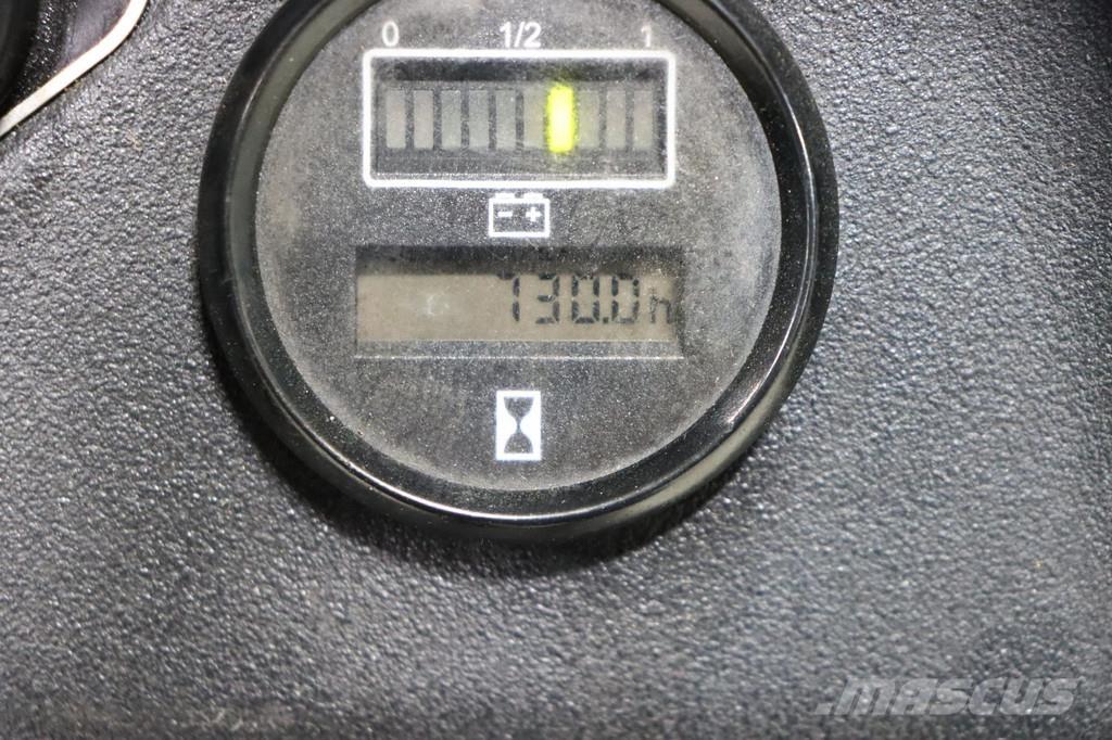 Komatsu CNI 14 Deichselstapler